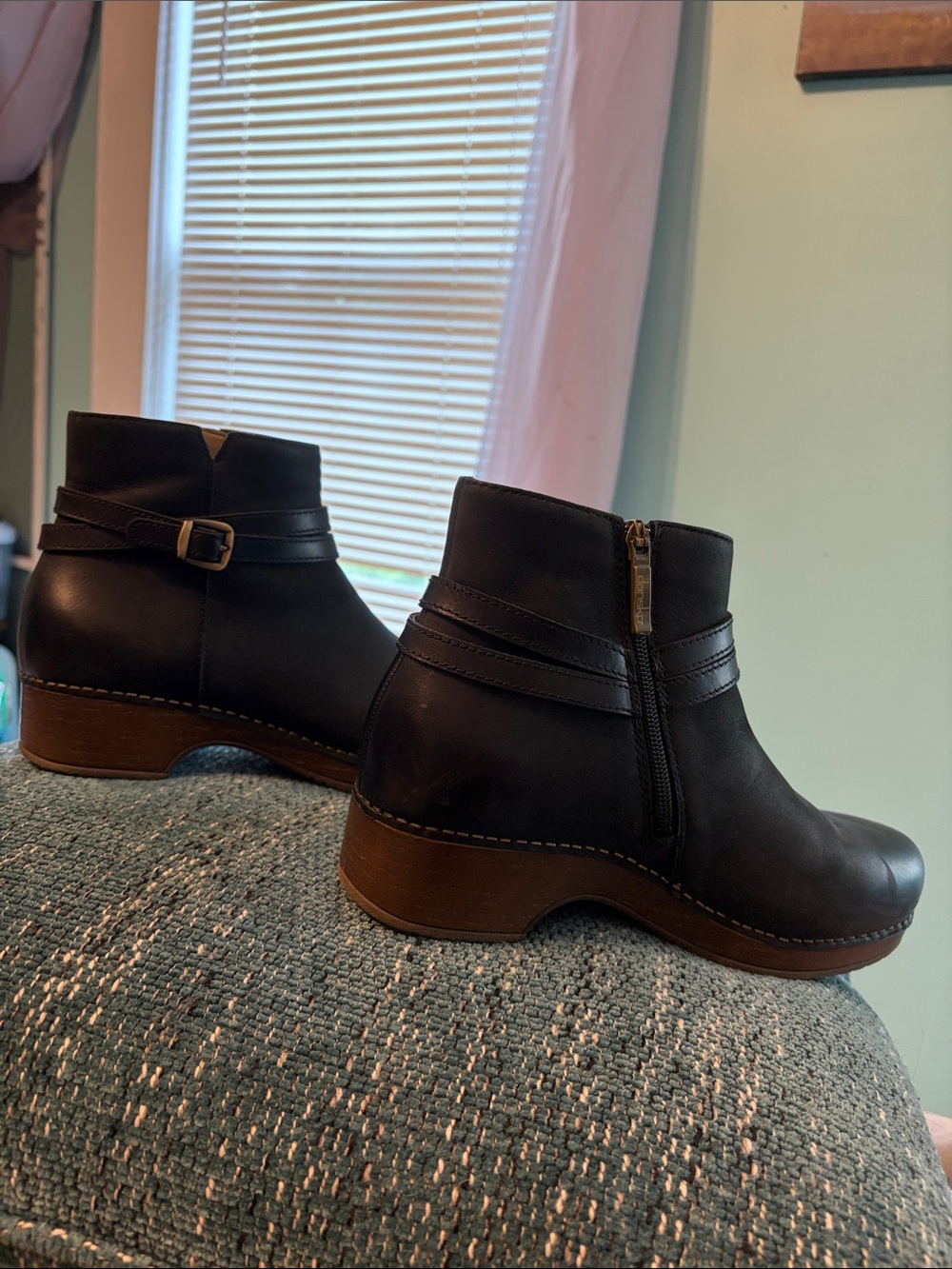 Women's Dansko Black Leather Ankle Boots with Side Zip